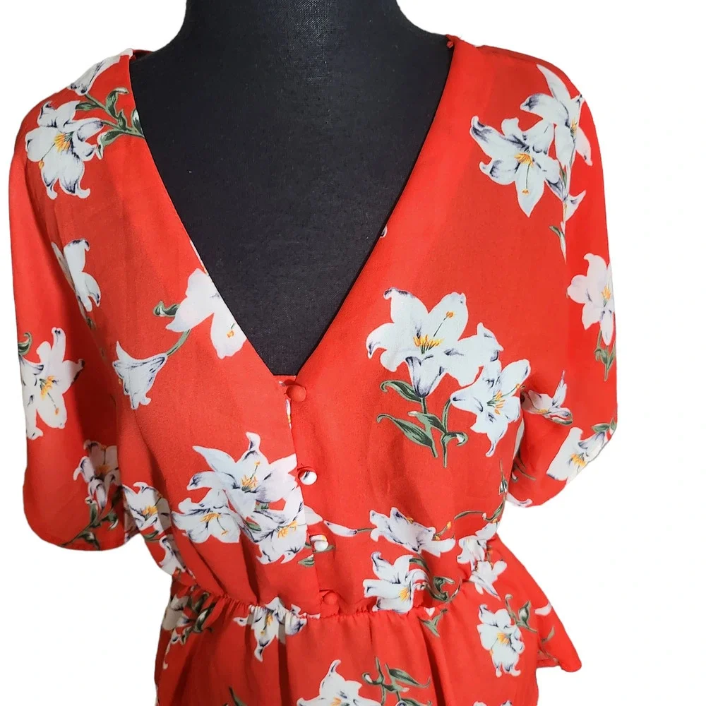 Sienna Sky peplum blouse floral v neck sz M - Picture 5 of 8